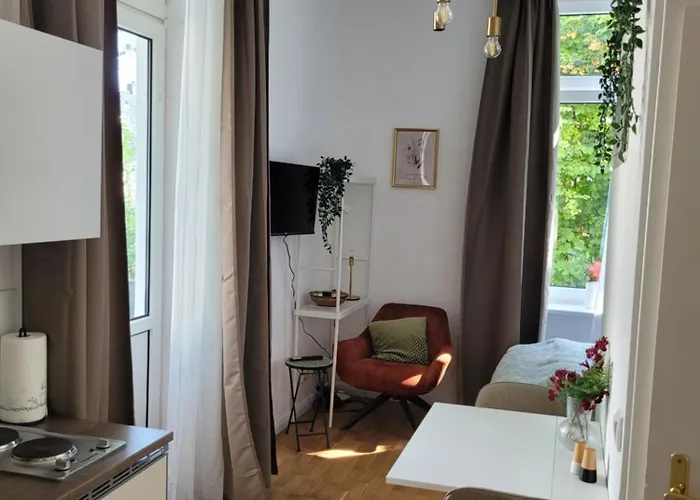 1 Zentral Balkon Parkplatz Apartament *